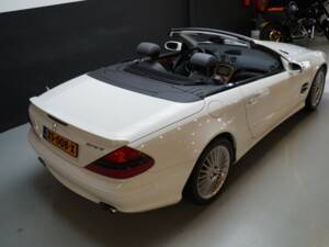 Afbeelding 4/46 van Mercedes-Benz SL 500 (2005)