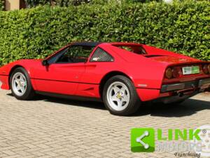 Imagen 3/10 de Ferrari 208 GTS Turbo (1984)