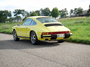 Image 31/47 of Porsche 912 E (1976)