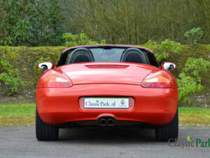 Immagine 16/50 di Porsche Boxster (2002)