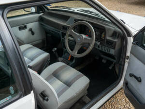 Imagen 2/50 de Ford Escort XR3i (1983)