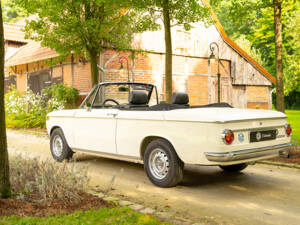 Image 9/76 of BMW 2002 Convertible (1971)