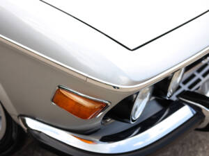 Image 83/95 of BMW 3.0 CSi (1975)