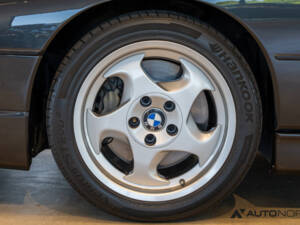 Image 19/46 of BMW 850CSi (1993)