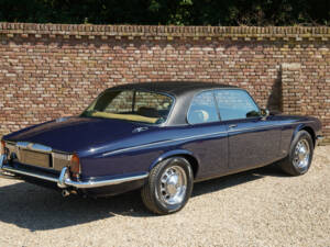 Afbeelding 48/50 van Jaguar XJ 6 C 4.2 (1977)