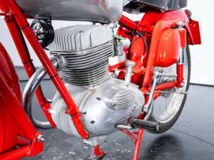 Immagine 40/47 di MV Agusta DUMMY (1957)