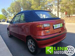 Bild 4/10 von FIAT Punto 90 ELX (1996)