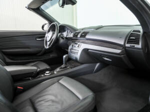 Bild 12/50 von BMW 125i (2009)