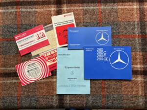 Image 11/20 of Mercedes-Benz 280 CE (1978)