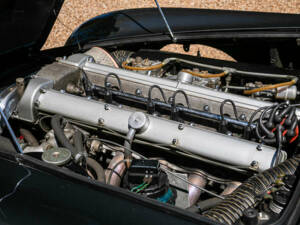 Afbeelding 23/47 van Aston Martin DB 6 Vantage (1966)