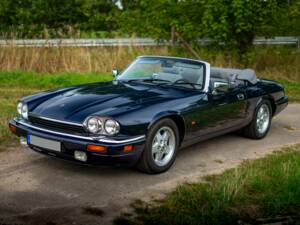 Image 2/29 de Jaguar XJS 6.0 (1994)