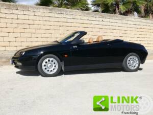 Imagen 7/10 de Alfa Romeo Spider 2.0 Twin Spark 16V (1997)