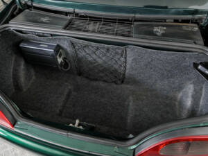 Bild 41/50 von MG F 1.8i (2000)