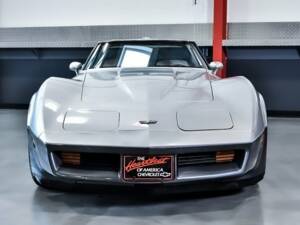 Image 4/7 of Chevrolet Corvette (1982)