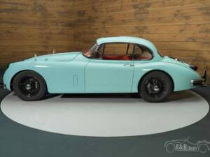 Image 2/5 de Jaguar XK 150 FHC (1958)