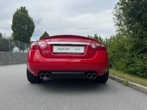 Image 21/49 of Jaguar XKR (2007)