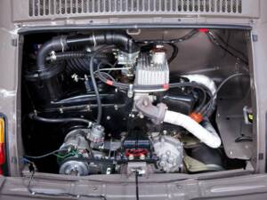Image 26/33 of FIAT 500 L (1972)
