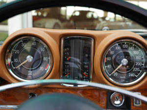 Image 11/50 of Mercedes-Benz 280 SE 3,5 (1971)
