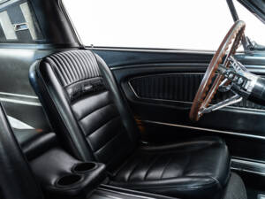 Immagine 22/31 di Ford Mustang GT (1966)