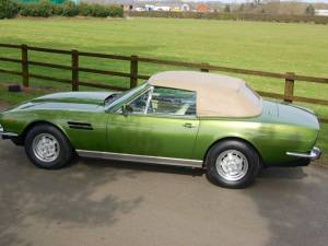 Image 23/33 of Aston Martin V8 Volante (1981)
