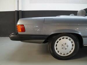 Bild 35/50 von Mercedes-Benz 560 SL (1989)