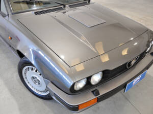 Image 4/34 de Alfa Romeo GTV 6 2.5 (1986)