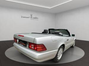 Bild 8/19 von Mercedes-Benz SL 320 (1998)