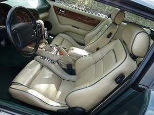 Image 7/20 of Aston Martin V8 Vantage V550 (1995)