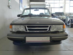 Bild 27/42 von Saab 900 S (1993)