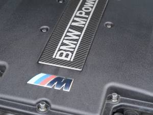 Image 38/39 of BMW Z8 (2002)