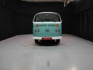Bild 5/15 von Volkswagen T2b Kleinbus (1978)