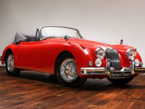 Image 6/19 of Jaguar XK 150 DHC (1958)