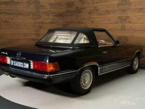 Image 13/20 de Mercedes-Benz 350 SL (1971)