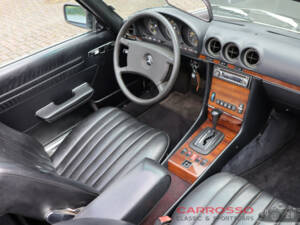 Image 40/42 of Mercedes-Benz 380 SL (1982)