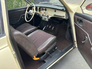 Image 5/15 of Saab 96 V4 (1974)
