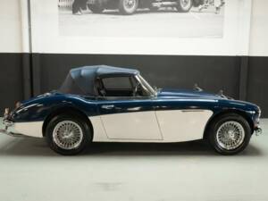 Image 4/50 of Austin-Healey 3000 Mk III (BJ8) (1967)