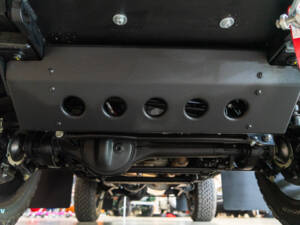 Bild 30/30 von Land Rover Defender 90 Works V8 (2012)