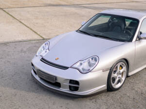 Image 16/36 of Porsche 911 GT2 (2003)