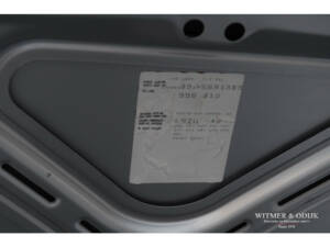 Image 32/33 of Porsche 911 GT3 (2000)