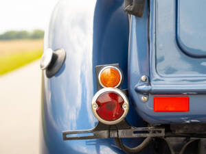 Image 30/83 of Ford V8 Modell 46 Pick Up (1940)