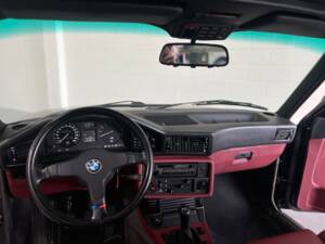 Image 13/21 de BMW M5 (1987)