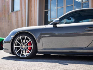 Image 3/50 of Porsche 911 Carrera 4S (2013)