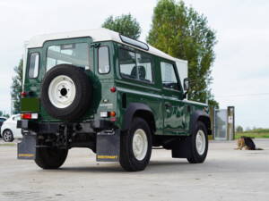 Imagen 6/12 de Land Rover Defender 90 Td5 (1999)