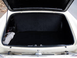 Image 10/13 of Daimler SP 250 (1960)