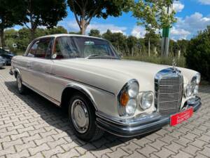 Imagen 5/20 de Mercedes-Benz 220 SE b (1965)