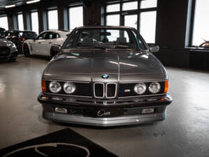 Immagine 2/26 di BMW M 635 CSi (1985)