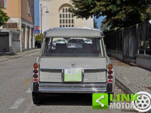 Immagine 4/10 di Citroën ID 20 Familiale (1971)