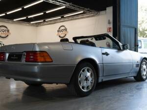 Imagen 6/14 de Mercedes-Benz 300 SL-24 (1991)