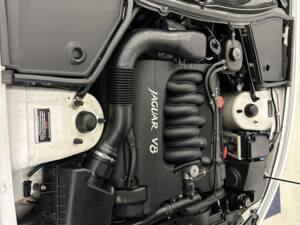 Immagine 28/28 di Jaguar XK8 4.0 (1997)
