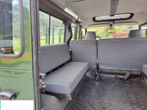 Imagen 12/15 de Land Rover Defender 110 Td5 (1999)
